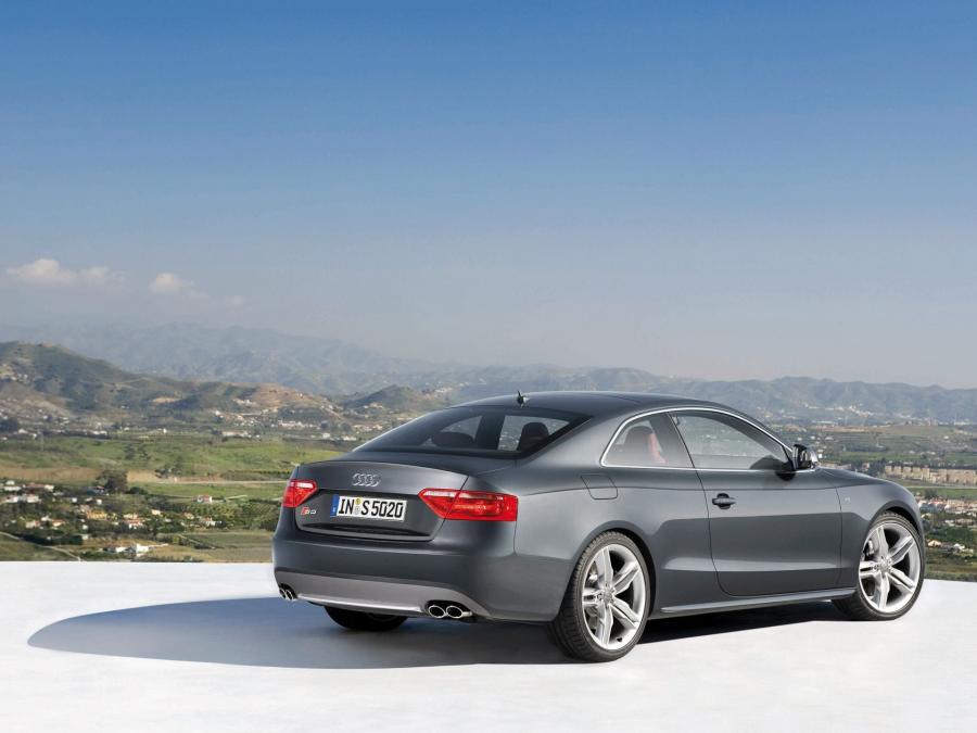  Audi S5 Coupe 2007 года  (фото 6 из 20)